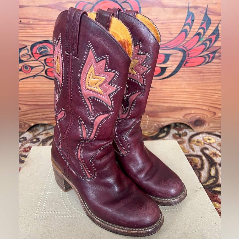 Frye Vintage Sabrina Campus Floral Western Leather Cowgirl Boots